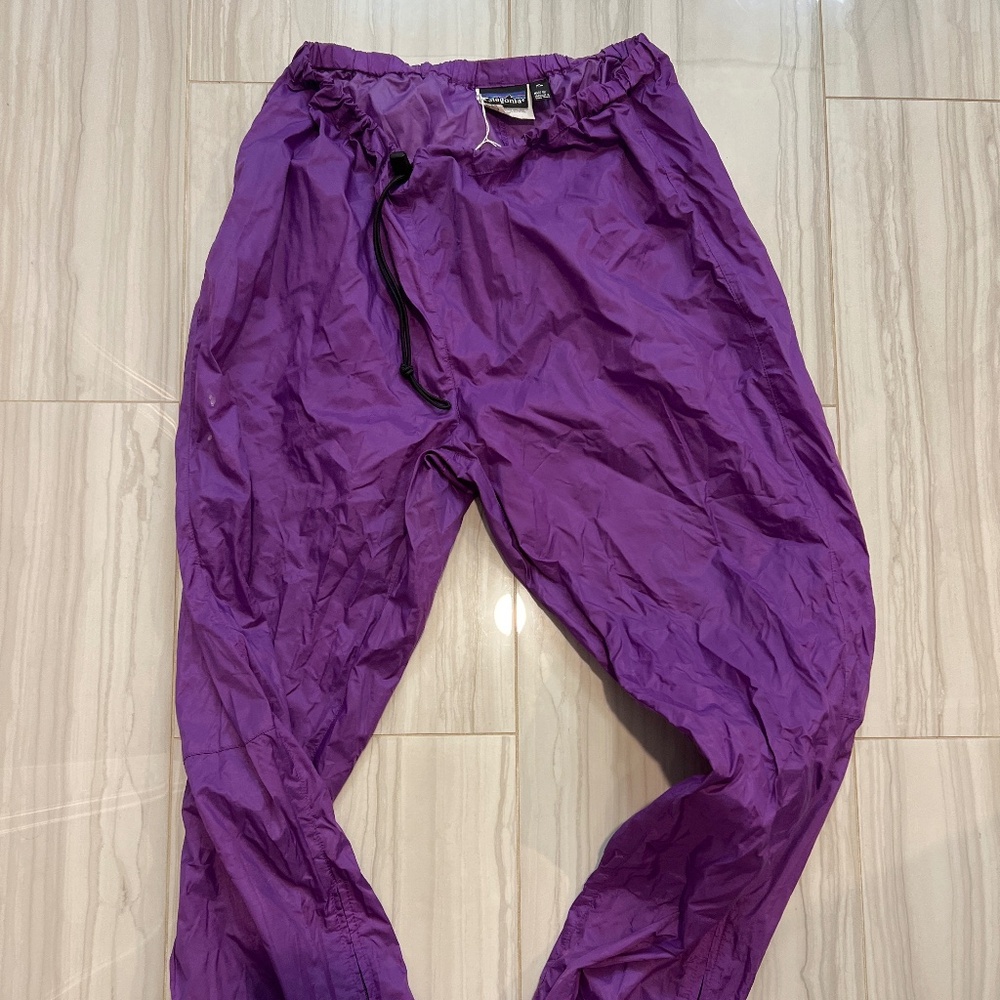 Men’s Patagonia purple wind pants size XL